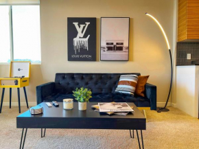 Beautiful Home in LA - Parking 10 Min To Cedars